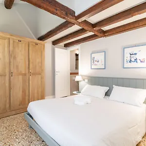 Ve.n.i.ce Cera San Marco Terrace Venice